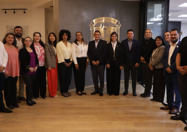 UG e INAEBA firman convenio de colaboración para erradicar el analfabetismo en Guanajuato