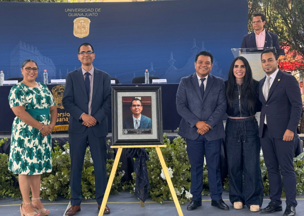 La ENMS Moroleón festeja su 9º aniversario con actividades culturales, científicas y deportivas
