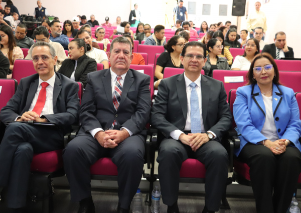 Se realiza en la UG el primer foro de presentación de proyectos de personas candidatas a la Rectoría del Campus Guanajuato