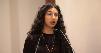 Inauguran la Copa Abeja de Debate y Oratoria de la UG