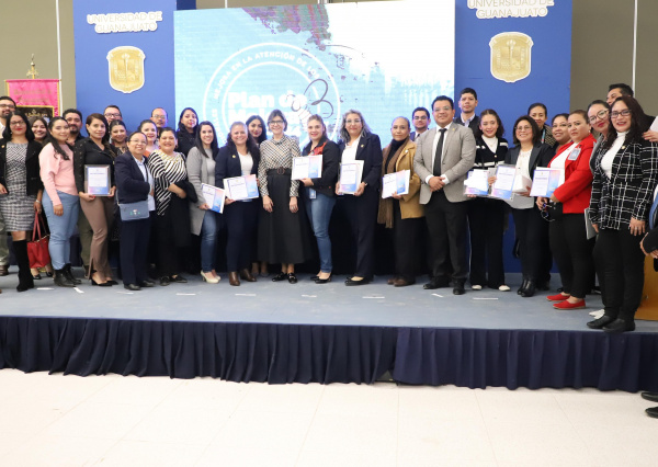 Reconocen a personal UG por su participación en la mejora continua de trámites y servicios