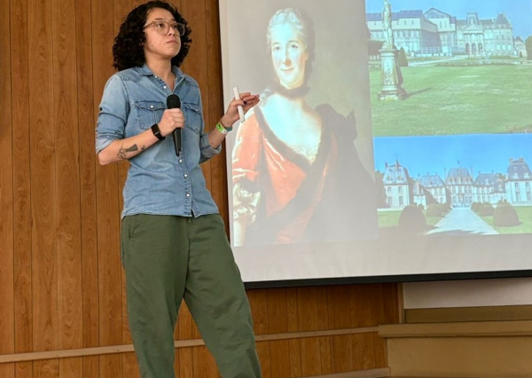 ¿Quién hace la ciencia? Comunidad de la UG reflexiona junto a la divulgadora Fernanda Torres