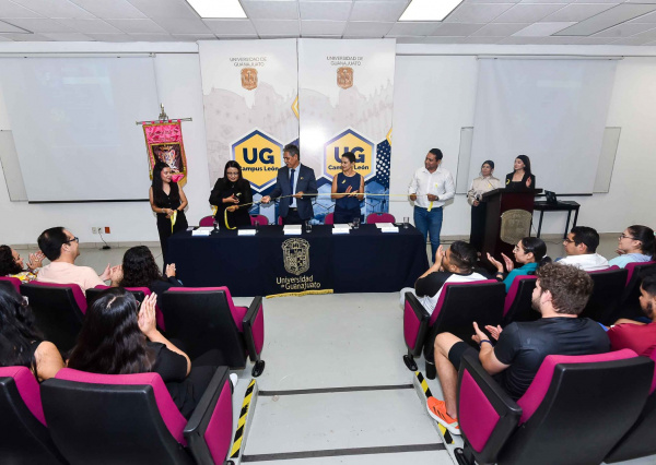 Comunidad estudiantil del Campus León recibe orientación y actividades sobre prevención del suicidio