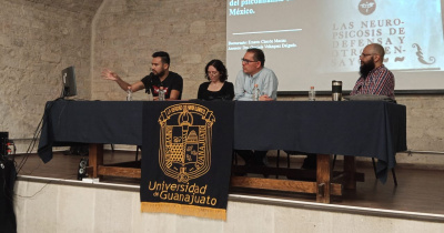 Realizan Coloquio del Doctorado en Historia en la División de Ciencias Sociales y Humanidades de la UG