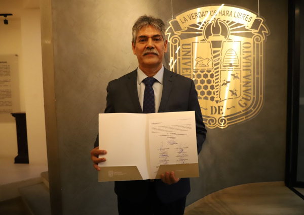 Designan al Dr. Mauro Napsuciale Mendivil Rector del Campus León
