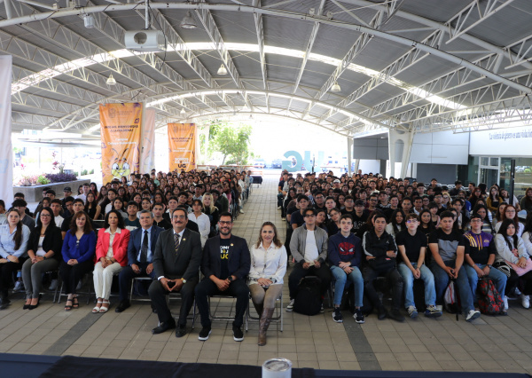 Campus Celaya-Salvatierra da la bienvenida a más de 800 estudiantes de nuevo ingreso