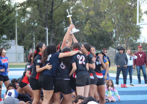 Estudiantes de la ENMS de Pénjamo ganan en el Primer Torneo Nacional de Rugby 7's del Nivel Medio Superior