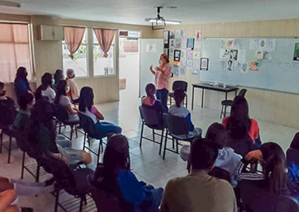 UG busca generar vocación a la educación en estudiantes de secundaria