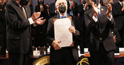 Homenajea UG al Dr. Sergio García Ramírez con el Doctorado Honoris Causa