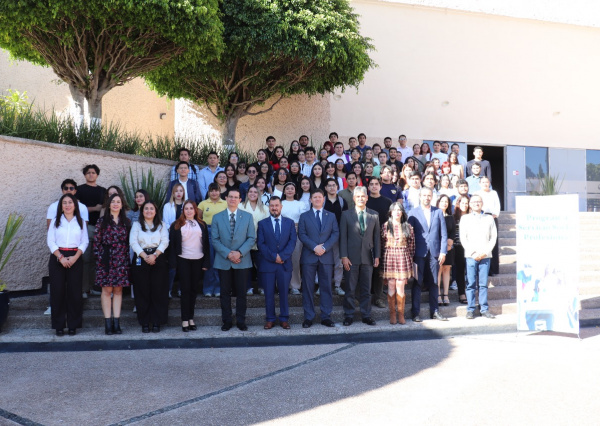 Se refrenda convenio entre Gobierno del Estado y UG para el Servicio Social Profesional