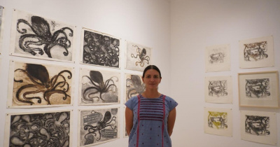 Cada exposición cobra vida dentro de su espacio: Sara López Ellitsgaard sobre la colección de Francisco Toledo en el 52 FIC