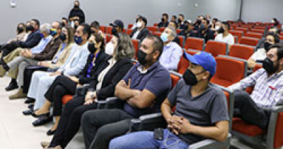 Imparten plática sobre “Paternidad con ciencia y paciencia”