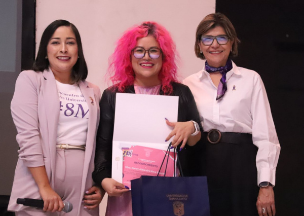 Se lleva a cabo el primer Encuentro de Mujeres Universitarias