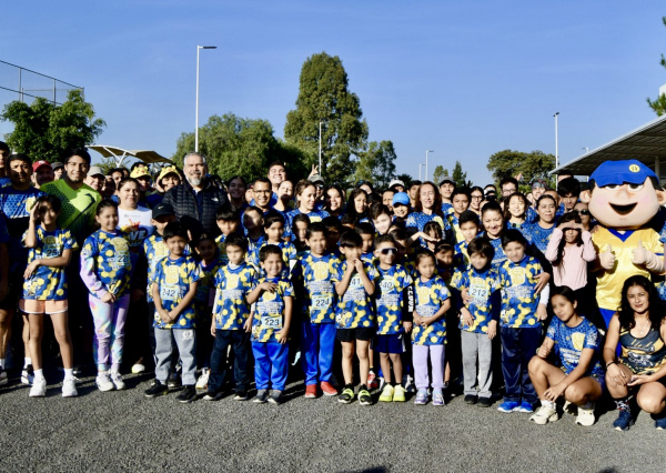 Yuriria corre unida: éxito total en la primera Carrera Atlética DEM