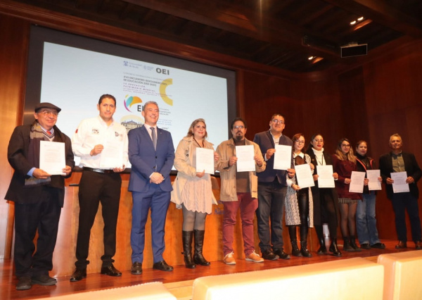 Profesora UG realiza estancia de investigación en la Universidad de Alcalá, España