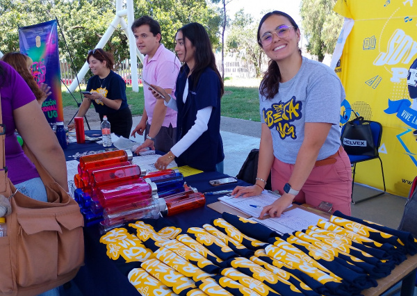 Once ferias, una sola misión: UG orienta a la juventud guanajuatense hacia la universidad