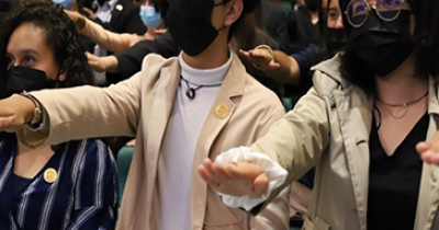 Mesas Directivas de la sociedad estudiantil rinden protesta ante la comunidad UG  