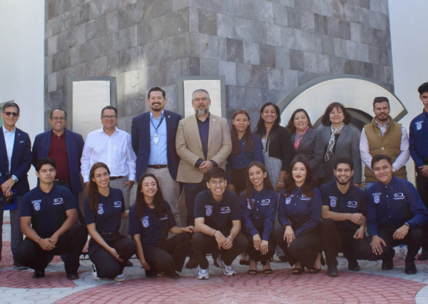 Crean planes de negocio novedosos en el XI Concurso “Ideas en Acción” de DICIS UG