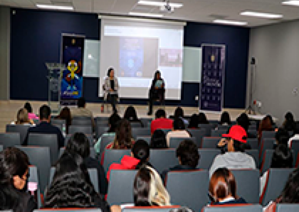 Se presentan dos libros, fruto del trabajo de docentes del Campus Celaya-Salvatierra