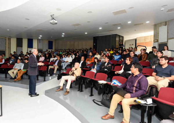 Campus León reflexiona sobre el desarrollo industrial y el talento local