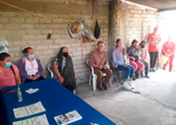 UG y el DIF de Salvatierra imparten talleres agroindustriales a mujeres de zonas rurales