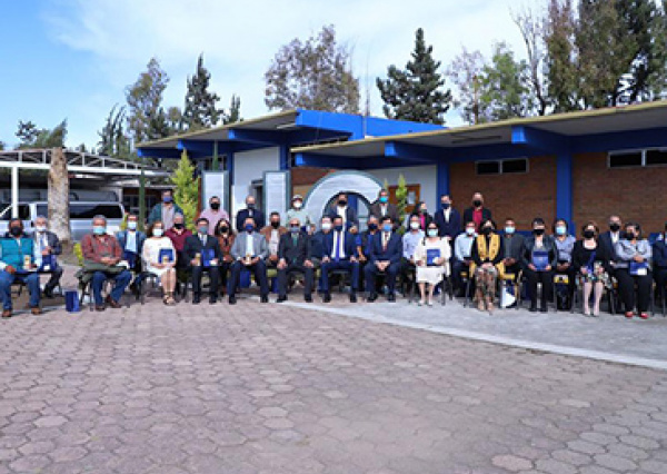 ENMS de Silao celebra 43 años de egreso de su primera generación