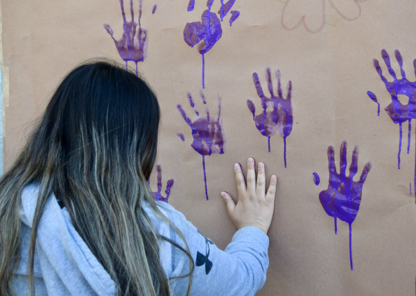 Comunidad de la DICIVA UG abordan los desafíos de ser mujer en el marco de la Agenda #8M