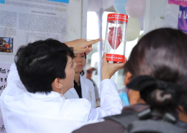 Inspiran vocaciones en el 2º Encuentro de la Niña y la Mujer en la Ciencia UG