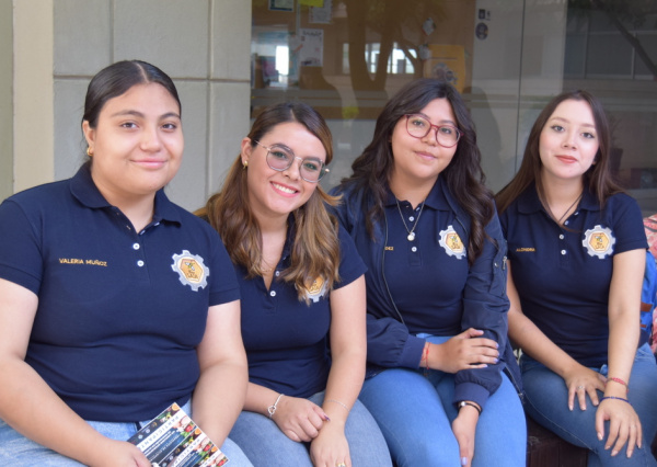 Divulgan la ciencia y tecnología de los alimentos en la División de Ciencias de la Vida