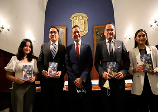 UG presenta la obra editorial “El Derecho Penal ante la industria 4.0 y otras complejidades sociales. Actualidad y Futuro” 