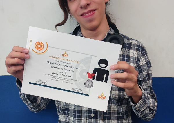 Estudiante de la ENMS de Guanajuato gana medalla de Plata en la XXXV Olimpiada Nacional de Física 2024