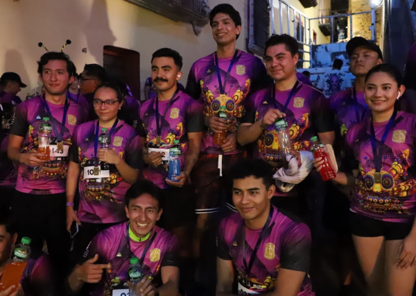 Imponen marca Arián y Jair en la Carrera de las Antenas