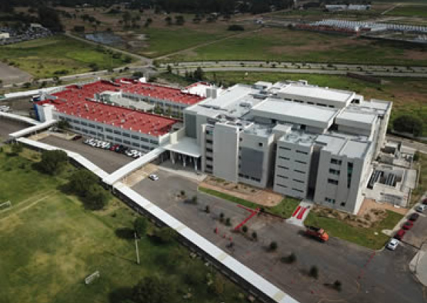 Consejo General Universitario de la UG avala instauración de Unidad Médica Inflable en instalaciones del Campus León