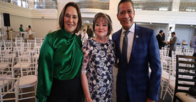  Académica y alumna UG reciben reconocimiento 