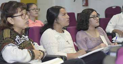 Analizan en la UG el fenómeno migrante como factor de desarrollo en comunidades vulnerables