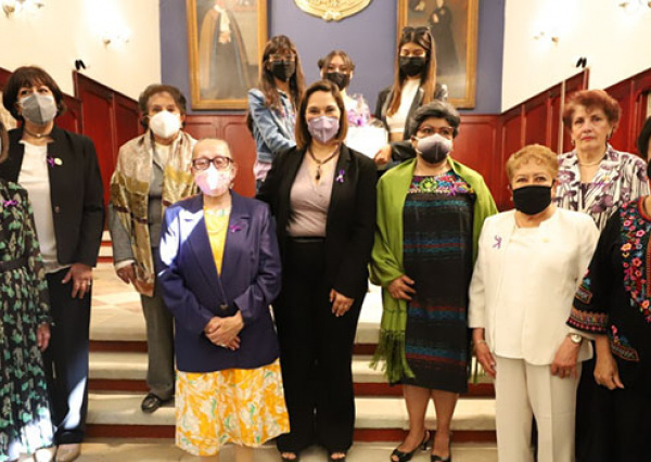 Conmemoran en la UG el Día Internacional de las Mujeres 