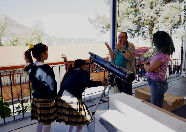 Promueve Comunidad UG vocaciones científicas en las infancias