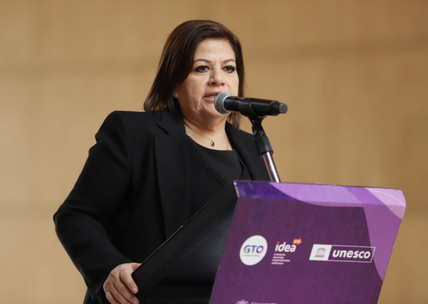 ¡Sí puedo, sí quiero y lo voy a hacer! Por más niñas y mujeres en la ciencia