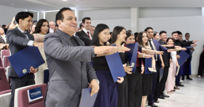 DICIS reconoce a su comunidad egresada en emotiva ceremonia de titulación 