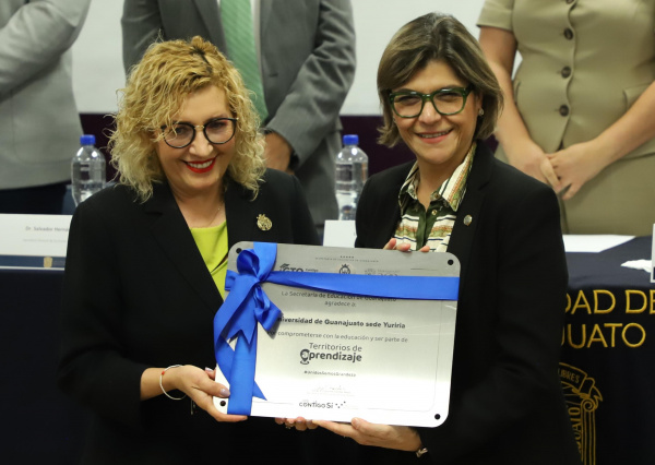 La SEG reconoce contribución pedagógica de la UG en su sede Yuriria 