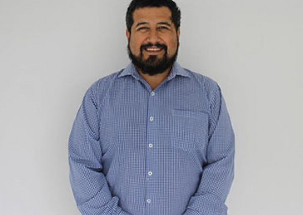 El Dr. Rogelio Costilla Salazar dirigirá la División de Ciencias de la Vida