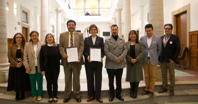 Suscribe UG e INE convenio para impulsar la participación y cultura democrática