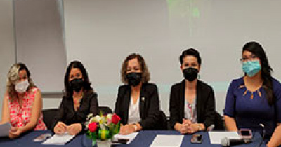 Profesionales de enfermería analizan los factores asociados a trastornos mentales