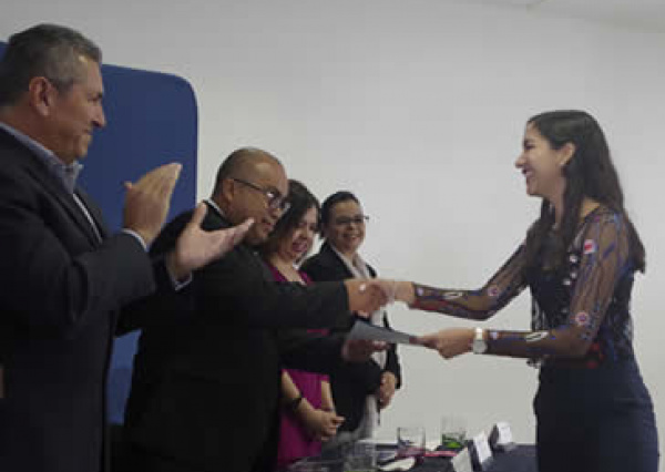 Premian a ganadores de la convocatoria “Mi compromiso con el entorno, acciones en mi Escuela de Nivel Medio Superior”