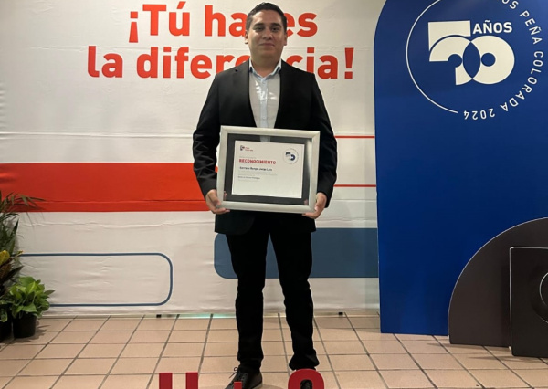 Egresado de Ciencias de la Actividad Física y Salud obtiene grado de doctorado