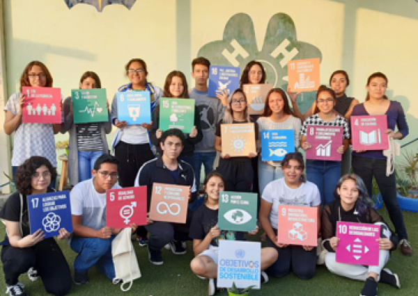 Forman a estudiantes UG como promotores ambientales