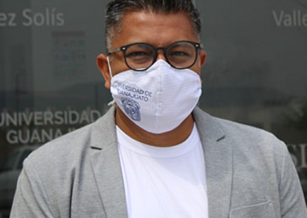 Profesor de la UG recibe por segundo año consecutivo premio de la UANL a la invención tecnológica