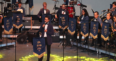 Noche de gala con la Big Band de la UG en homenaje a un soberano: José José