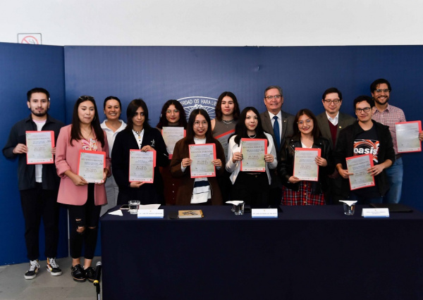 Se realiza en la UG premiación del Concurso “Mundos Posibles” 