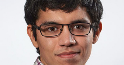 Estudiante UG recibe premio de la Academia Mexicana de Óptica al mejor trabajo en óptica teórica a nivel doctorado